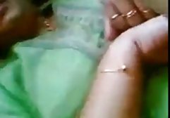 حتی در اینجا، در فیلم س سکسی میان ماشین های شستشو و لباس های کثیف اما او نابالغ خود را انجام خواهد شد، یک گربه خوشمزه و دوست دختر خود را دوست داشتنی دمار از روزگارمان درآورد تا او در یک دهان زیبا صورتی به پایان می رسد
