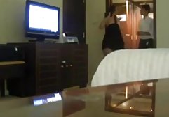جوان بلوند جوان سکسی نوار، به تدریج در نمایش فیلم پورن معرض بدن او