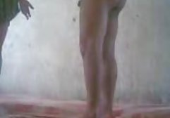 جوجه بیدمشک کلیپ یکسی بالغ دارای رابطه جنسی سه نفری با زوج جوان سکسی است
