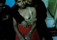 سبزه جذاب سکسی بدن دانلودفيلم سكس جوان، تنگ و براق خود را به فاک می دهد